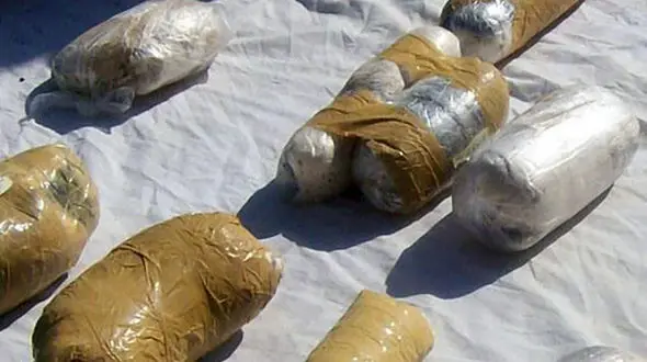 کشف 138 کیلوگرم انواع مواد مخدر و دستگیری 5 قاچاقچی در استان مرکزی