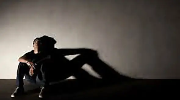 زن بی معرفت بچه هایش را هم رها کرد / اعظم تحصیل کرد و شوهرش خانه داری !