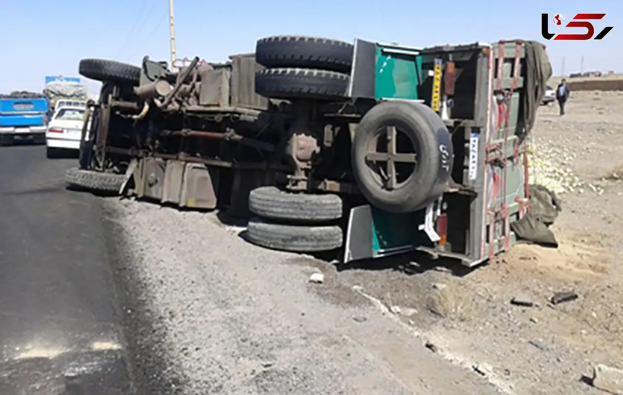 واژگونی مرگبار کامیون بنز