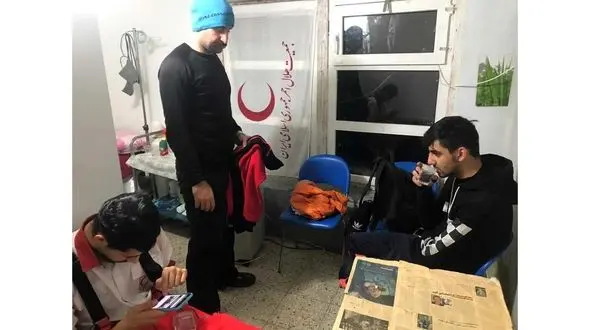 این جوان کم مانده بود یخ بزند ! + عکس