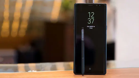  اجرای لینوکس روی گلکسی نوت 8 + فیلم