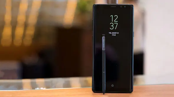  اجرای لینوکس روی گلکسی نوت 8 + فیلم