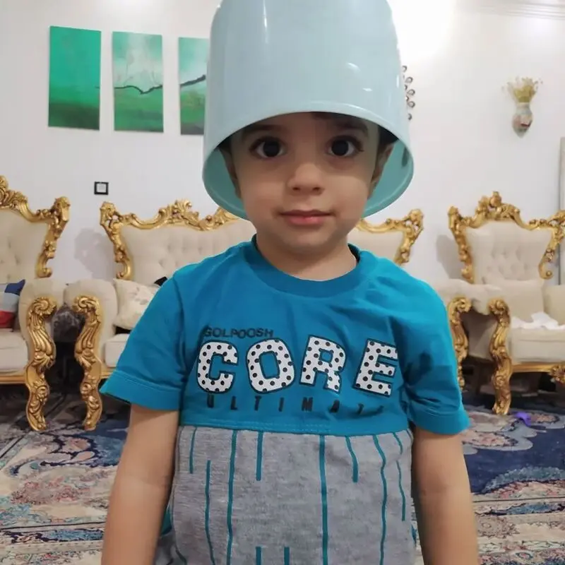 سالار پسرخوانده نقی و هما