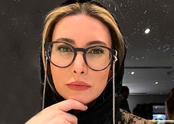 استایل جسورانه با کلاه خاص؛ فریبا نادری دوباره خبرساز شد / خانم بازیگر را این طور ندیده بودیم!