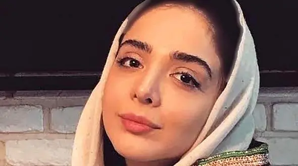 (عکس) خلاقیت متفاوت و هوشمندانه المیرا دهقانی در ثبت عکس هنری در شب/ تبدیل پشت بام به آتلیه عکاسی طبیعی