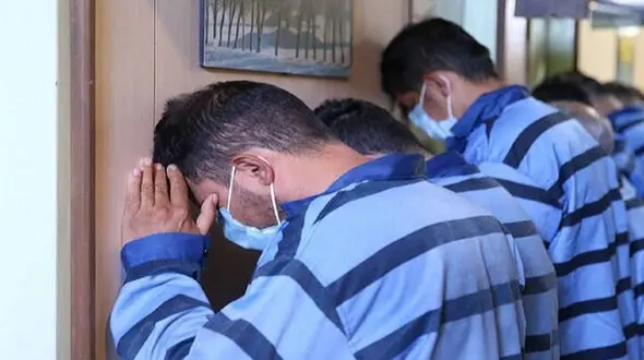 گفتگو با سارقان بانک ملی! / سابقه دارها قبلا از بانک سپه سرقت کرده بودند+ فیلم