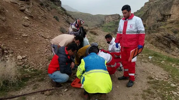 سقوط مرگبار مردی از کوه گنجگاه