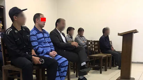 قتل شبانه در تولیدی پوشاک زنانه در بازار تهران + عکس