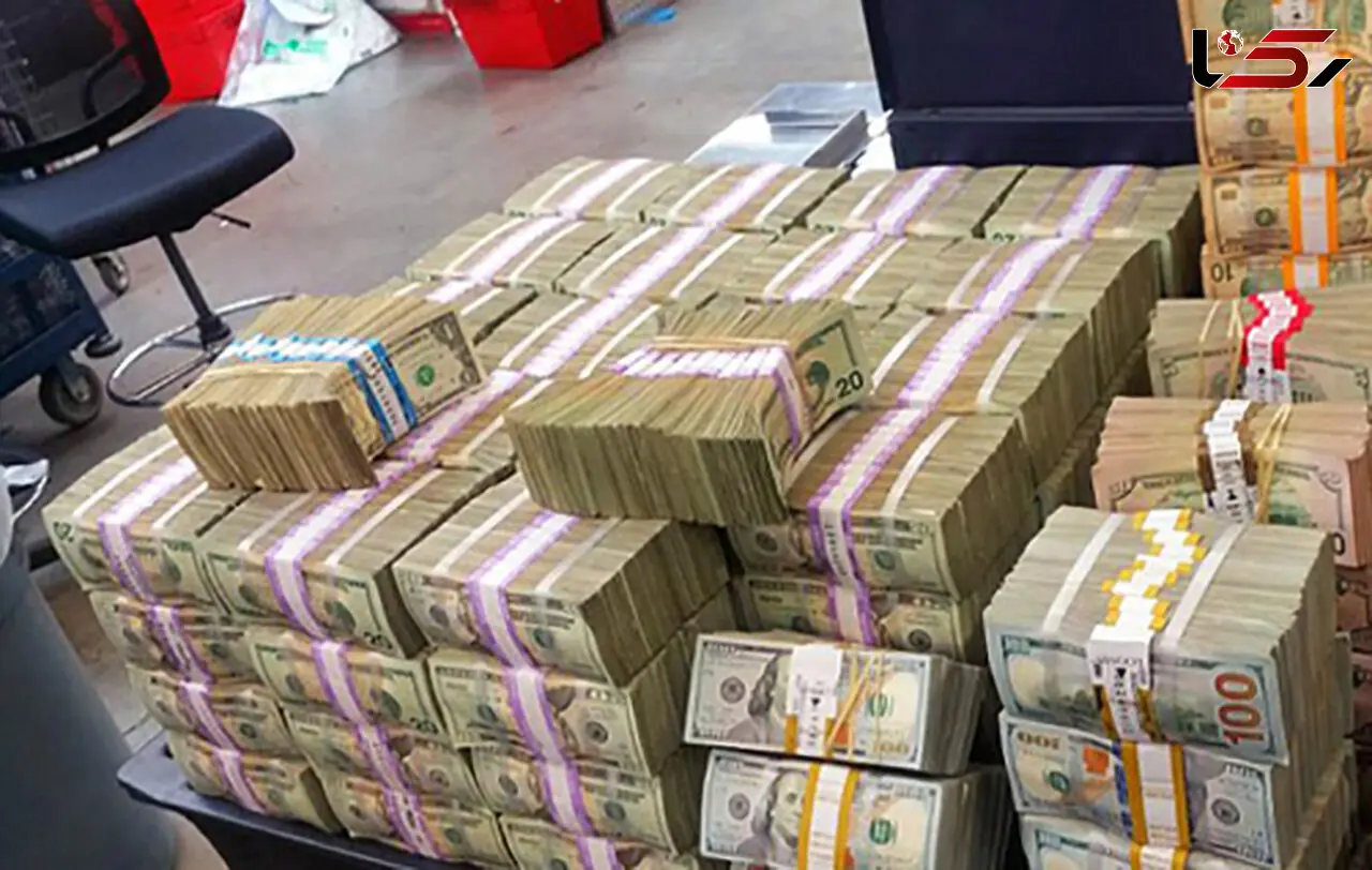 قاچاقچیان پول دستگیر شدند+عکس