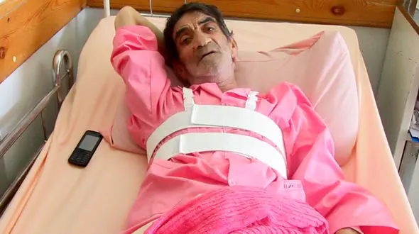 گفتگوی تصویر رکنا با مُرده یخی که زنده شد / این مرد در سردخانه بیمارستان چشمانش را باز کرد+ عکس