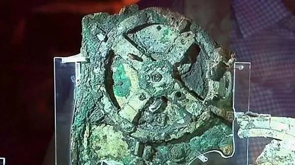 ابزار ستاره شناسی اسرارآمیز یونان باستان در عمق دریا+فیلم و عکس