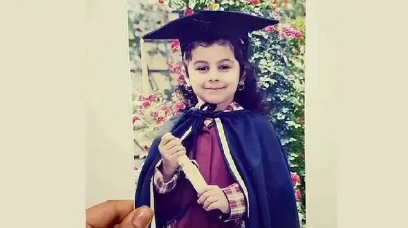 عکس تغییرات شگفت انگیز سحر کوچولو آقا ماشالله بعد از 19 سال + بیوگرافی نگین اوشانره