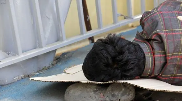 گرمخانه های سیار برای بی خانمان ها در تجریش + فیلم