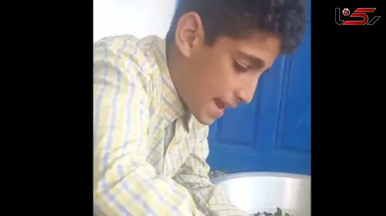 فیلم آواز باشکوه و احساسی پسربچه شمالی/  با صدای سوزناکش واسه مادرش آهنگ میخونه!