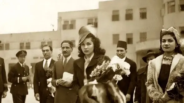 «فوزیه، اشرف و محمدرضا پهلوی» در بندر شاهپور؛ اسفند 1317