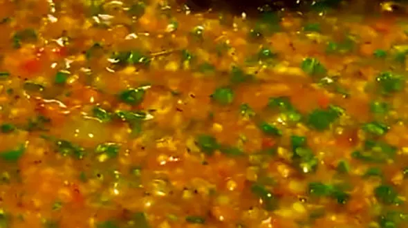 طرز تهیه یه آش گوجه ترش و خوشمزه، مخصوص روزهای گرم! 