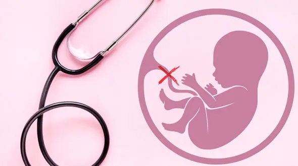 سالانه بیش از ۵۰۰ هزار سقط جنین در ایران رخ می دهد 