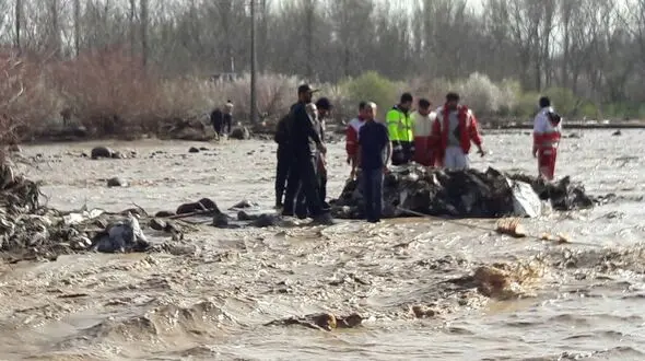 شمار تلفات سیل کردستان به 5 نفر رسید 