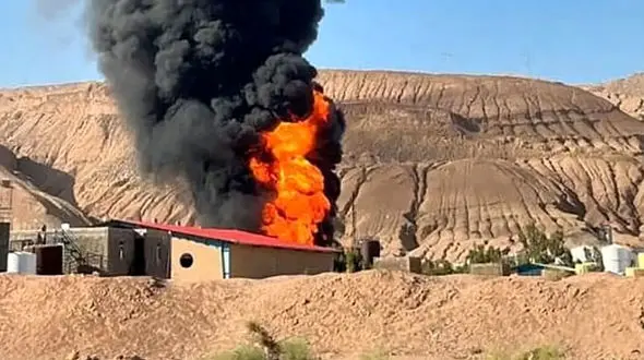 دو کارگر مصدوم حادثه گرمسار به تهران منتقل شدند/ حال کارگران وخیم است