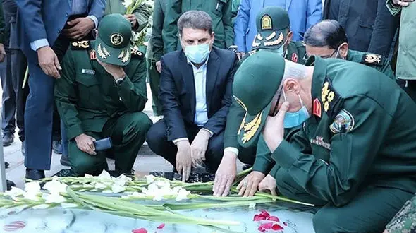 سرلشکر باقری: حاج قاسم اسطوره‌ای بی‌نظیر در ‌منطقه و جهان بود