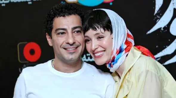 نگاهی به چیدمان سفره عقد نوید محمدزاده و فرشته حسینی به سبک پرنسس های دیزنی/ چه پدر خوش تیی داره فرشته حسینی! + عکس