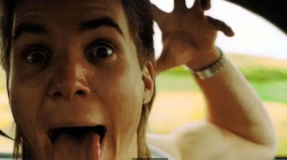 ضربه‌ای که 2 خفت‌گیر به سر فروشنده لوازم چوبی وارد کردند از او یک نابغه ریاضی ساخت+ عکس