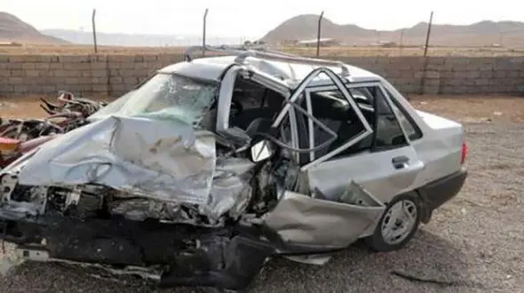 تجاوز به چپ پراید 2 تن را کشت / کامیون سواری را له کرد و ..! + عکس