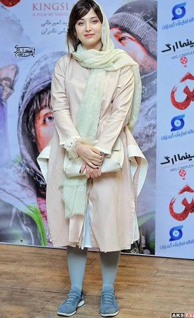 روشنک گرامی
