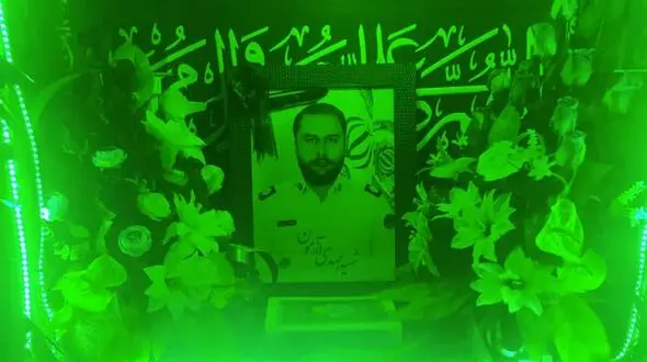 پیراهن خونین شهید آزمون که توسط همکاران وی قاب گرفته شد + عکس و فیلم
