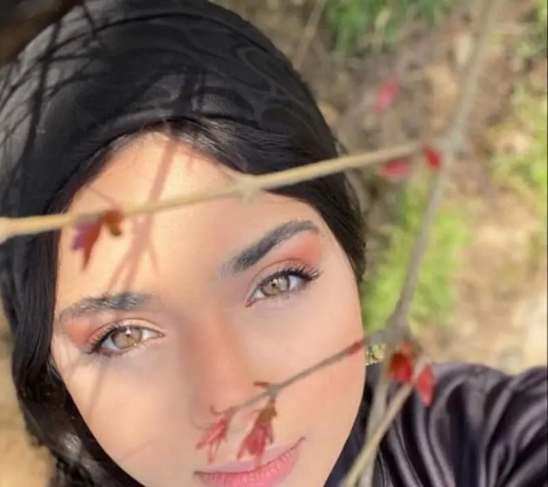 سارا مقربی