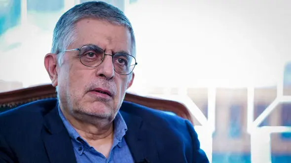 کرباسچی :پزشکیان هرچقدر کوتاه بیاید تندروها جری‌تر می شوند/ وفاق هم حد و مرزی دارد / همتی فکر نمی‌کرد روزی از جبهه پایداری رأی اعتماد بخواهد