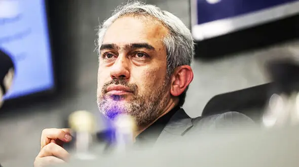 وزیر اقتصاد: آزادسازی پول‌ های بلوکه شده ایران شروع شد