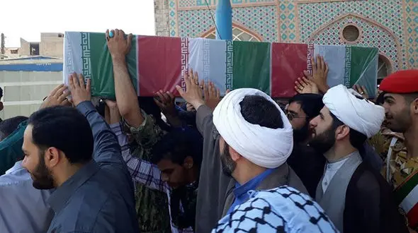 پدر شهید احمدرضا ناصر میهمان فرزند شهیدش شد +عکس