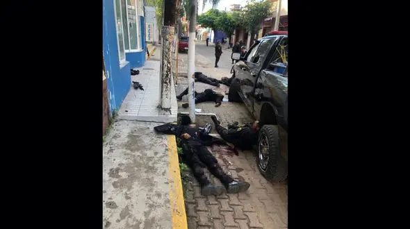 قتل عام مسلحانه 6 پلیس برای فراری دادن زندانی ها! + عکس جنازه ها