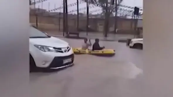 فیلم هولناک از سیل های ویرانگر چند استان ایران / خانه ها به گل نشستند