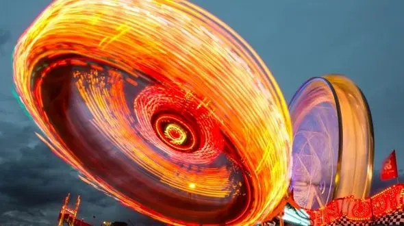 حادثه وحشتناک برای 6 زن و مرد در شهر بازی سوئیس