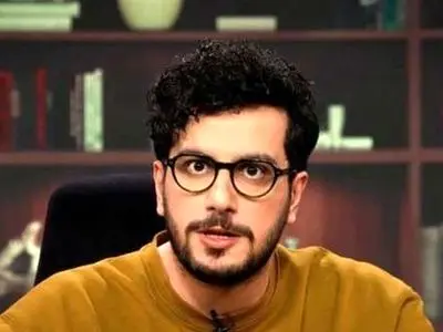 پایانِ سکوت امیرحسین قیاسی در برابر شایعات /عصبانیت شدید مجری «پامپ» از ارقام تخیلی مهمانان میلیاردی!