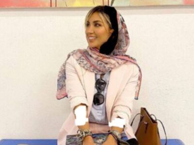 خلاقیت و هنرنمایی مینا مختاری با گل و ساخت بشقاب دکوریِ سفالی / چه هنری داره ! + عکس