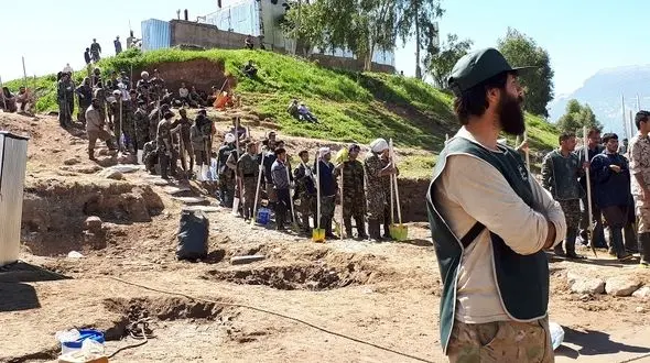 اقدام جالب طلاب یک مدرسه علمیه برای کمک به سیل زدگان+ تصاویر