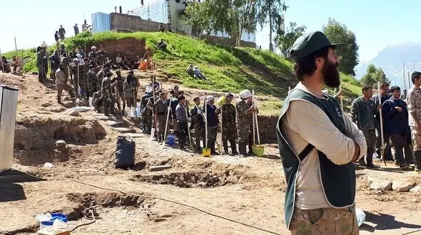 اقدام جالب طلاب یک مدرسه علمیه برای کمک به سیل زدگان+ تصاویر