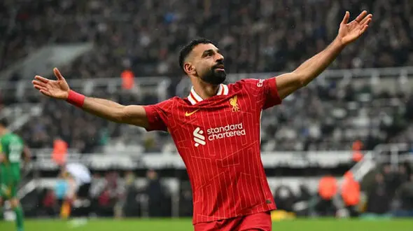 محمد صلاح بهترین بازیکن فصل لیگ جزیره شد