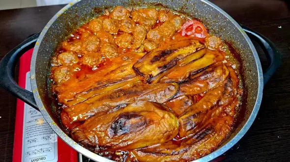 دستور پخت مشته بادمجان سنتی با طعم اصیل و خوشمزه