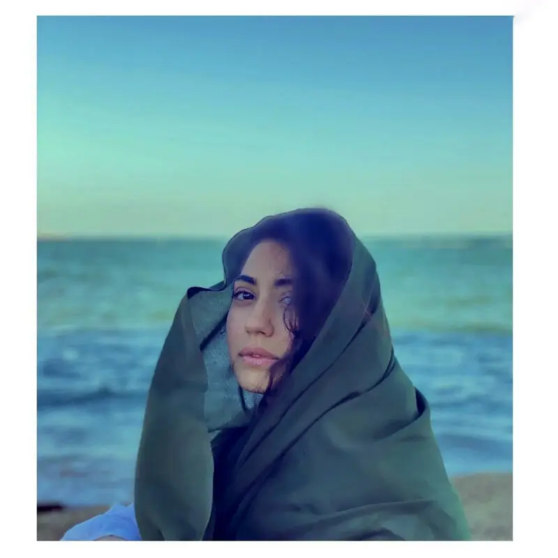 درسا بختیار