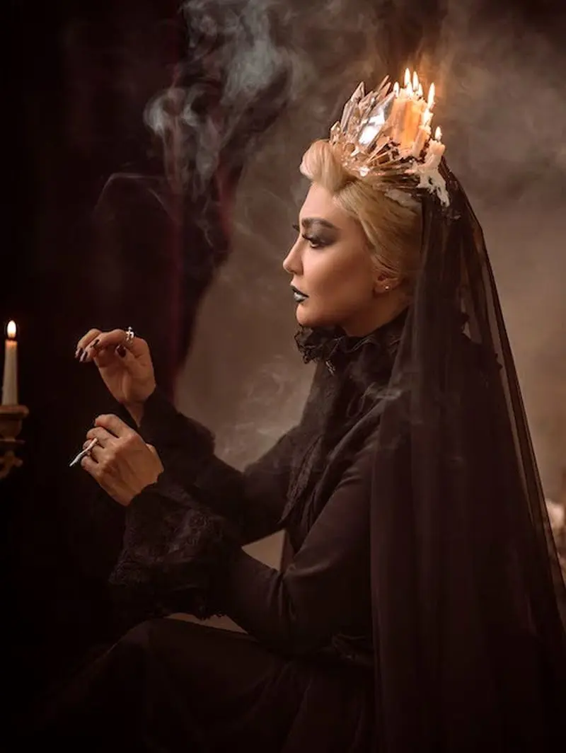 تاج خاص مریم معصومی