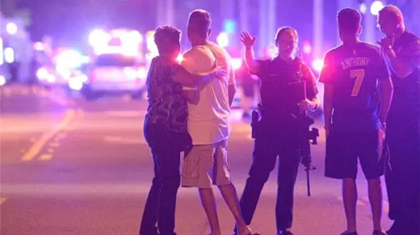 ویدئویی منتشر شده از کلوپ شبانه همجنس‌گرایان لحظاتی قبل از تیراندازی + فیلم