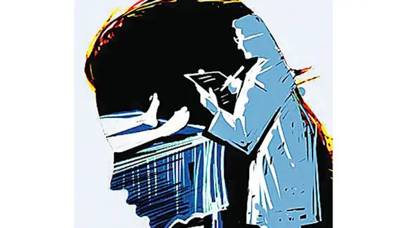 اعتراف دختر جوان به ارتباط های پنهانی با یک پسر قبل از خودکشی