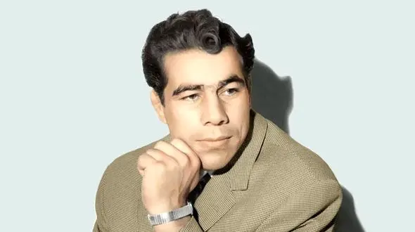 سفر در زمان / عکس لباس عروس و دامادی غلامرضا تختی و همسرش شهلا خانوم در جشن عروسیشان