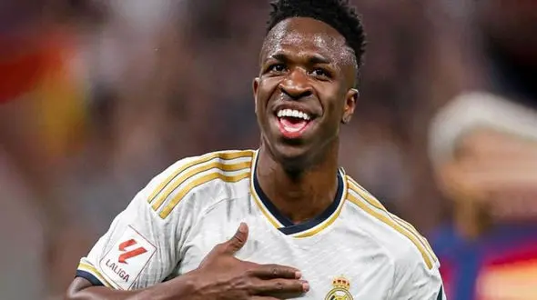 جزئیات باورنکردنی پیشنهاد یک میلیون یورویی عربستان به وینیسیوس / همه چیز برای تو!