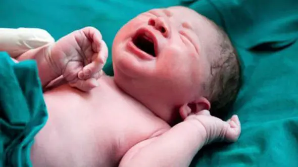 زایمان طبیعی بعد از سزارین چه مشکلاتی برای زنان ایجاد می کند؟