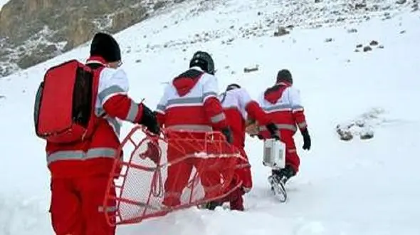 گرفتار شدن 2 زن و 2 مرد کوهنورد البرزی در ارتفاعات دماوند 
